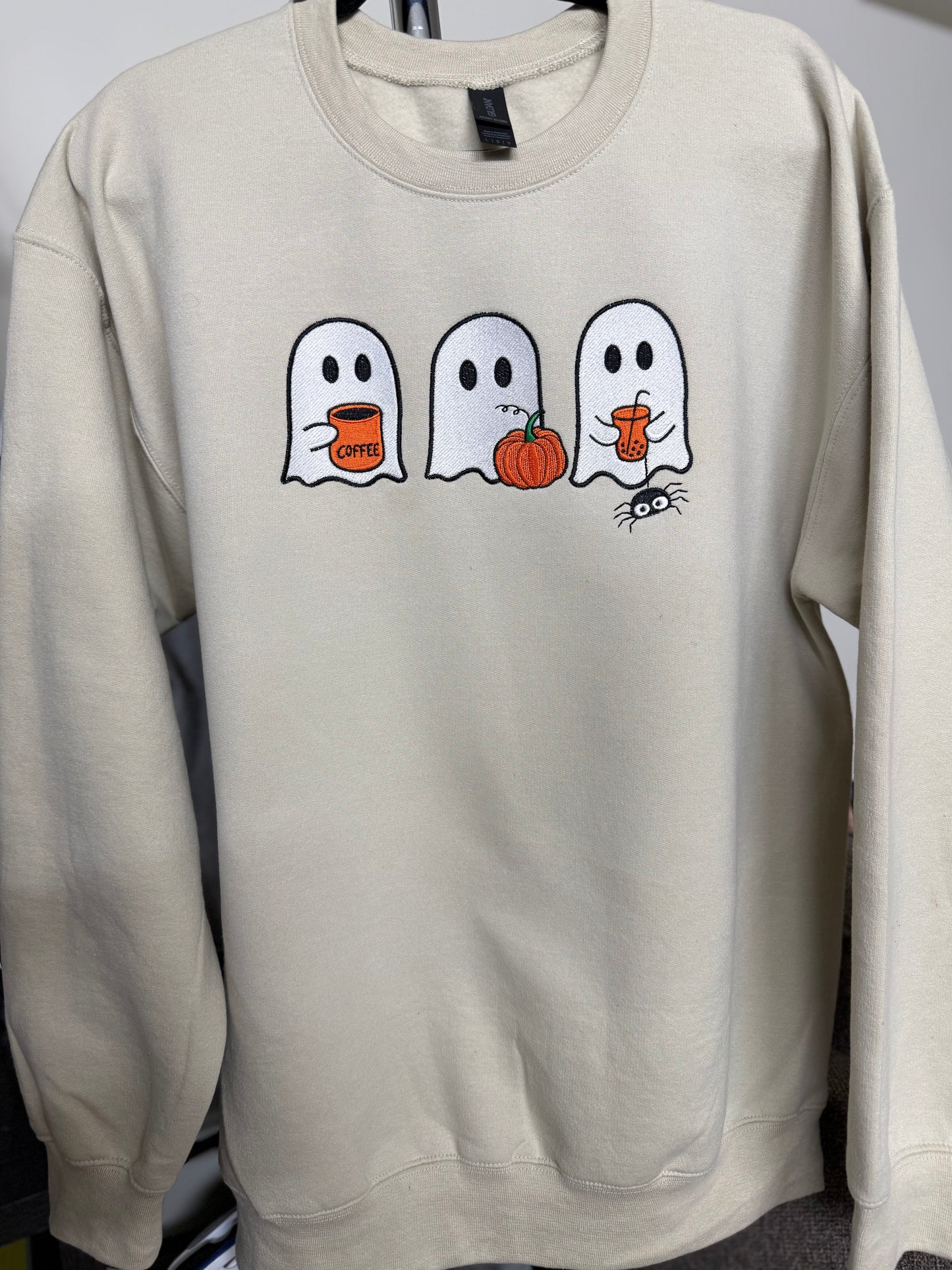 Autumn Ghosts 🤎🤍